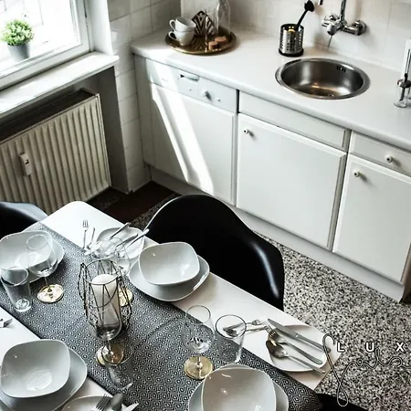 Luxury Only For Business Travel Διαμέρισμα *