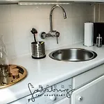 Luxury Only For Business Travel Apartment *